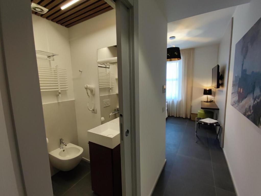 Enjoy Garden - Flavio Baracchini 9 - Rooms ミラノ エクステリア 写真