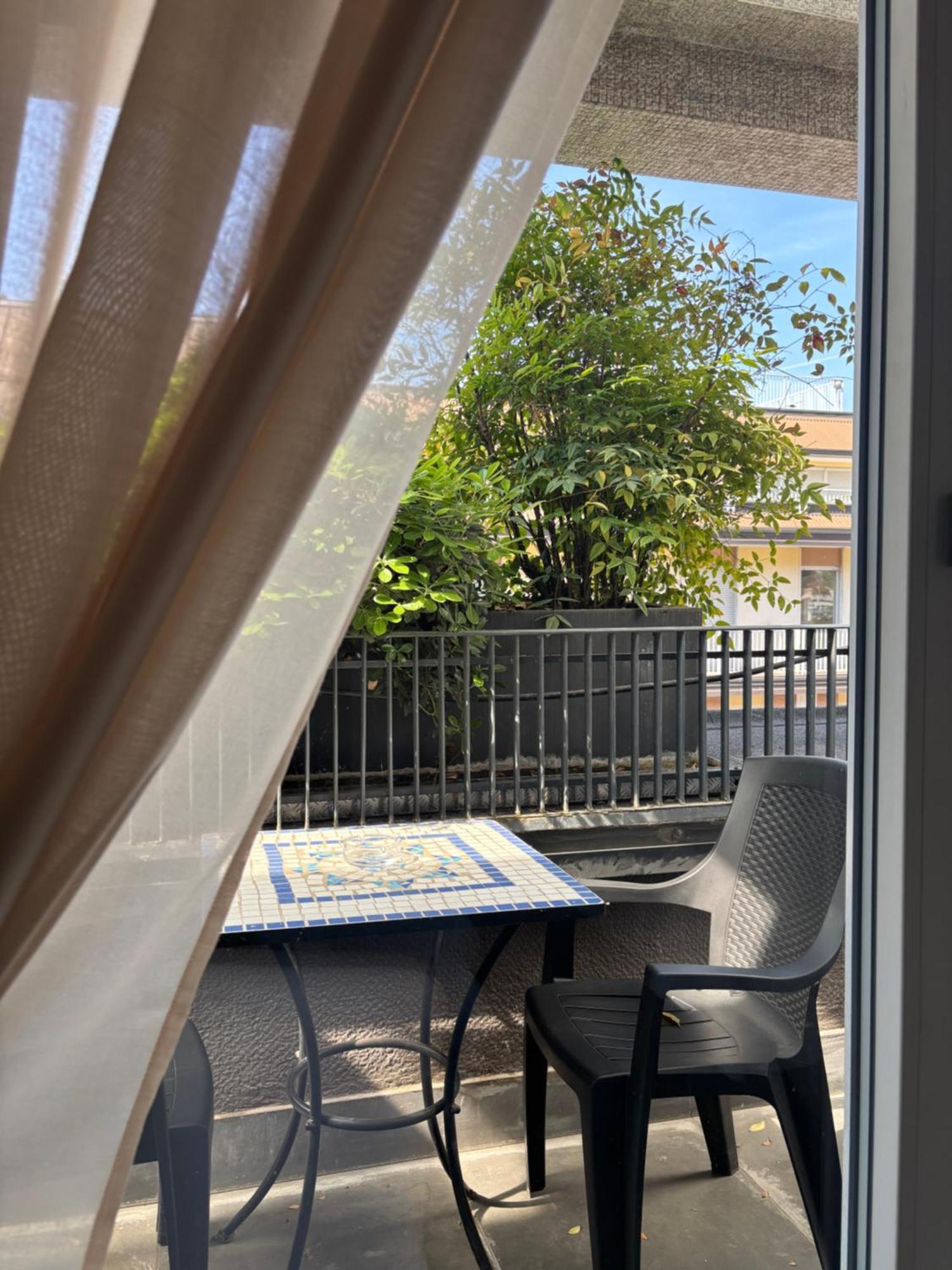 Enjoy Garden - Flavio Baracchini 9 - Rooms ミラノ エクステリア 写真